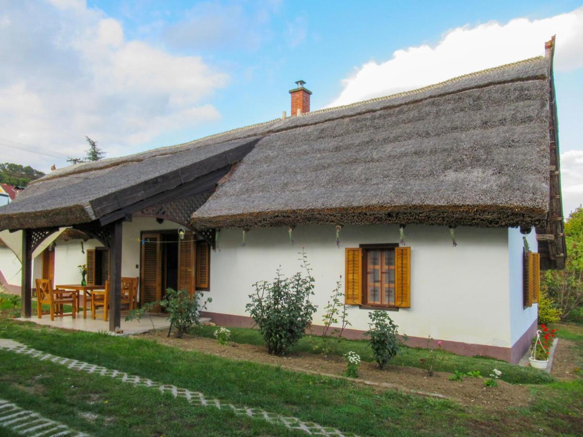 Holiday Home Szijarto - Bgk111 By Interhome Balatongyörök エクステリア 写真